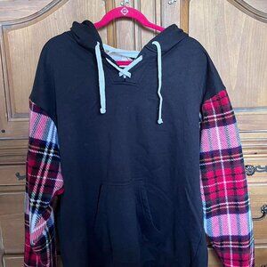 Women's Black Hoodie w Red Plaid Fleece Sleeves